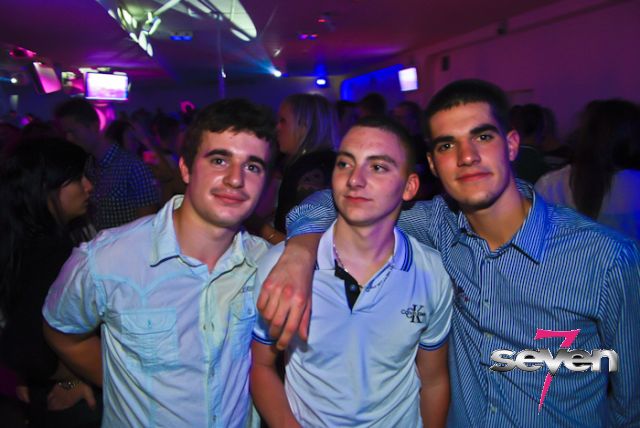 Cliquer pour voir l'image en taille réelle