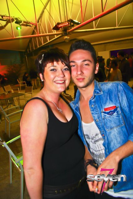 Cliquer pour voir l'image en taille réelle