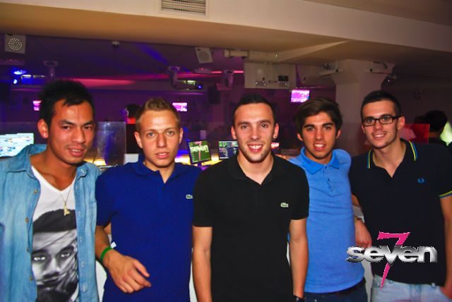 Cliquer pour voir l'image en taille réelle