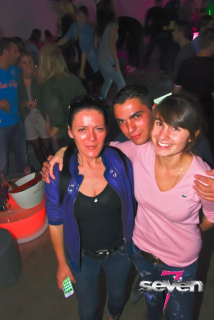 Cliquer pour voir l'image en taille réelle