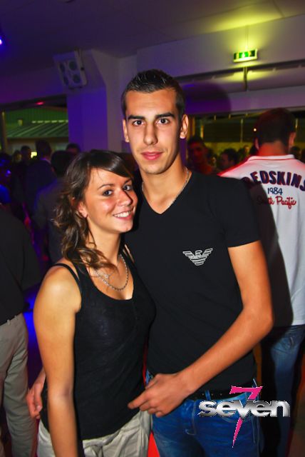 Cliquer pour voir l'image en taille réelle