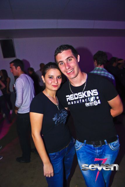 Cliquer pour voir l'image en taille réelle