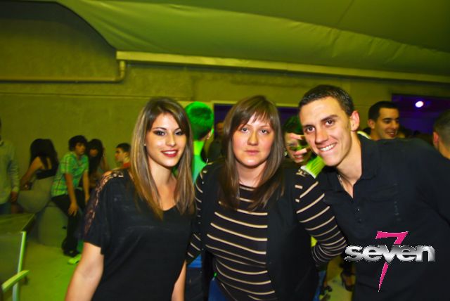 Cliquer pour voir l'image en taille réelle