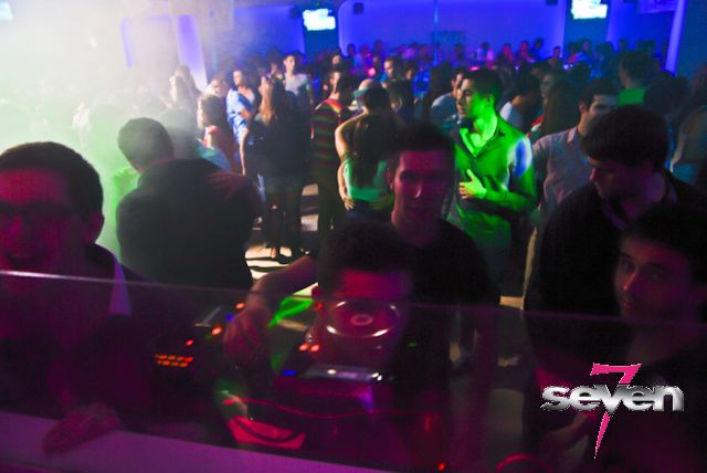 Cliquer pour voir l'image en taille réelle