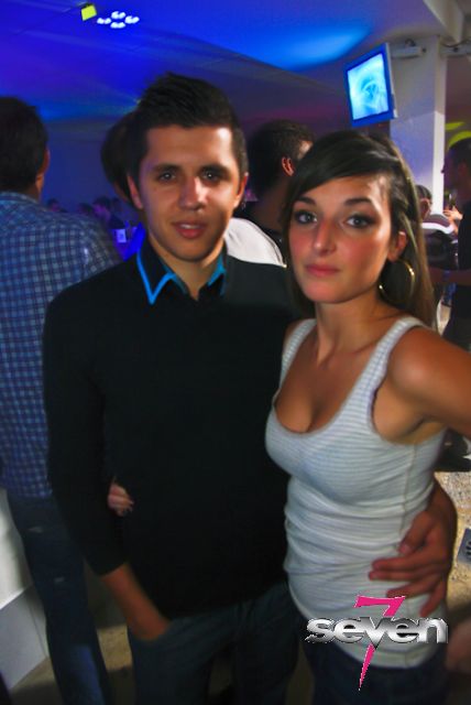 Cliquer pour voir l'image en taille réelle