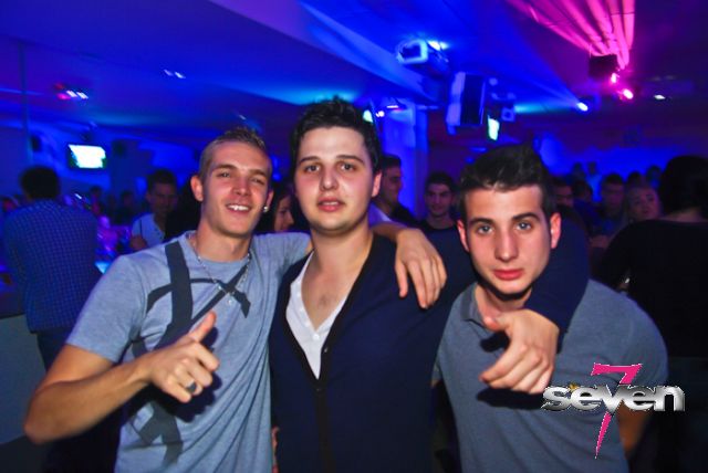 Cliquer pour voir l'image en taille réelle