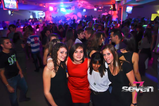 Cliquer pour voir l'image en taille réelle