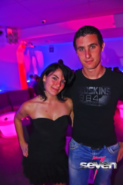 Cliquer pour voir l'image en taille réelle