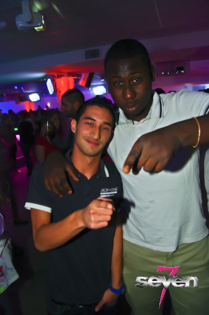 Cliquer pour voir l'image en taille réelle