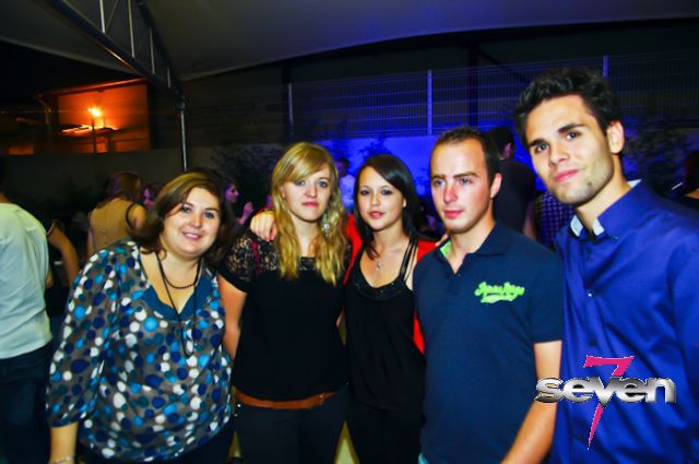 Cliquer pour voir l'image en taille réelle