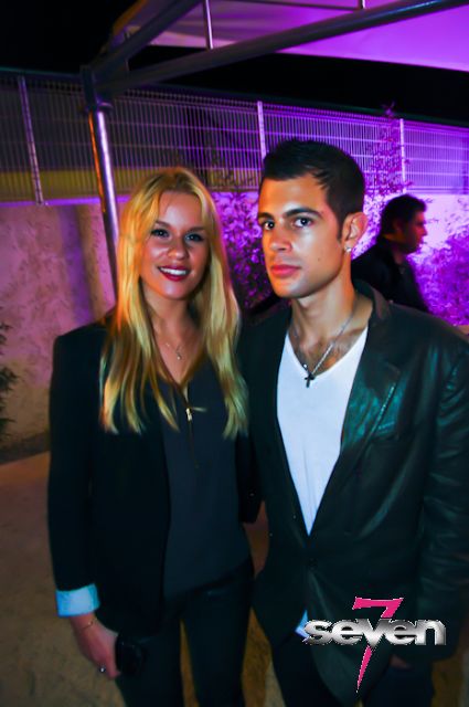 Cliquer pour voir l'image en taille réelle