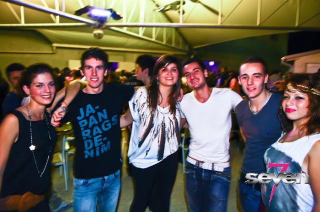 Cliquer pour voir l'image en taille réelle