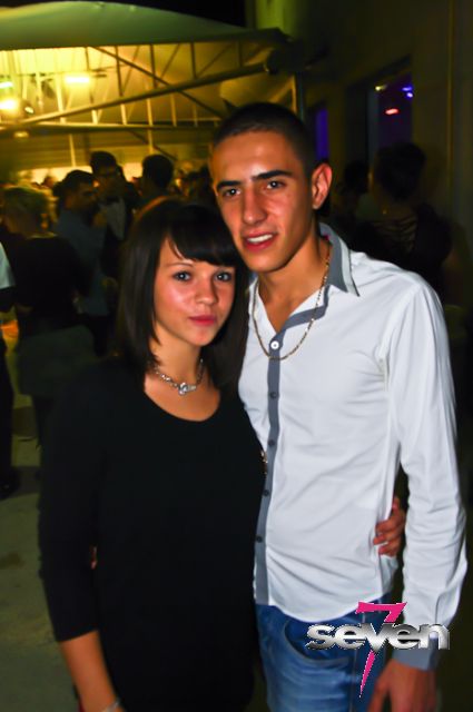 Cliquer pour voir l'image en taille réelle