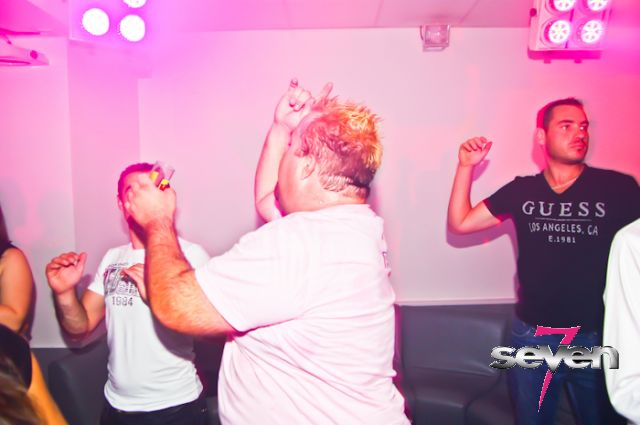 Cliquer pour voir l'image en taille réelle