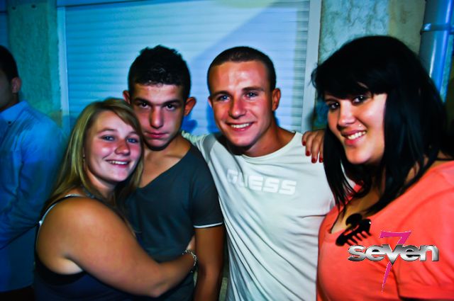 Cliquer pour voir l'image en taille réelle