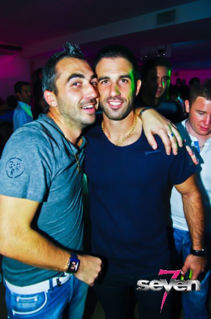 Cliquer pour voir l'image en taille réelle