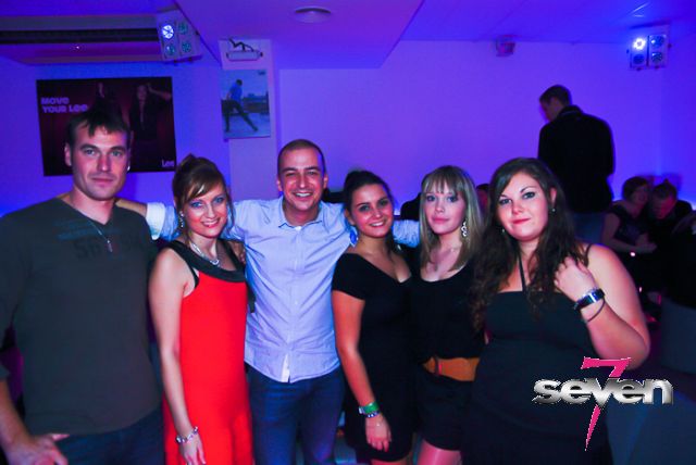 Cliquer pour voir l'image en taille réelle