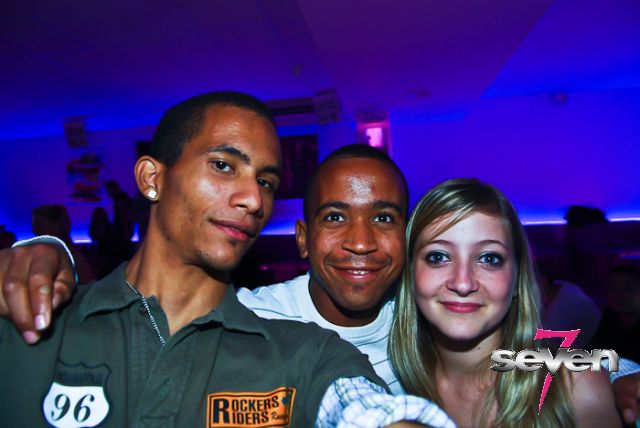 Cliquer pour voir l'image en taille réelle