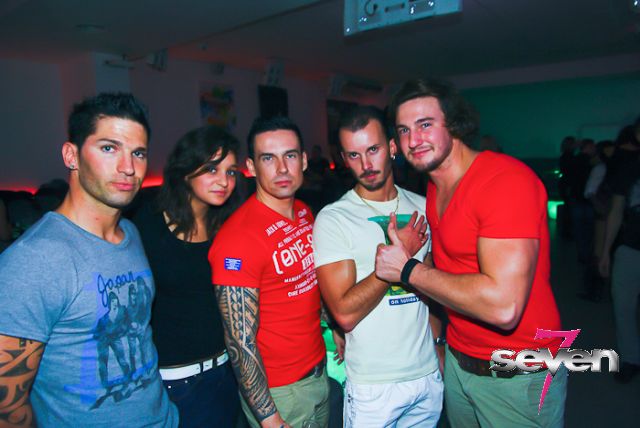 Cliquer pour voir l'image en taille réelle