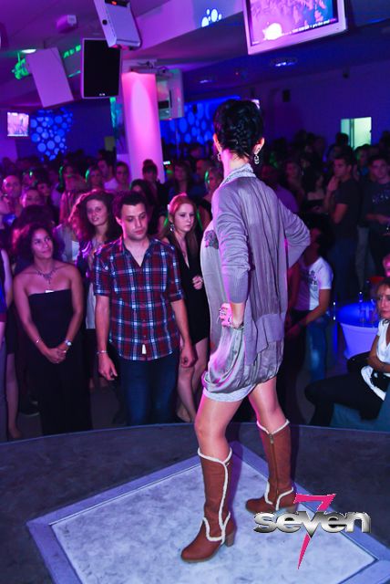 Cliquer pour voir l'image en taille réelle