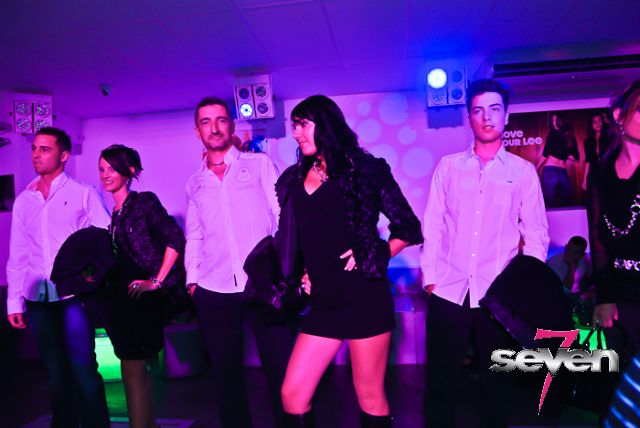 Cliquer pour voir l'image en taille réelle