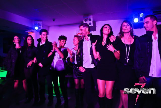 Cliquer pour voir l'image en taille réelle