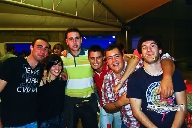 Cliquer pour voir l'image en taille réelle