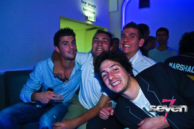 Cliquer pour voir l'image en taille réelle