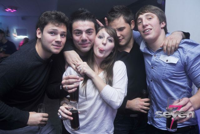 Cliquer pour voir l'image en taille réelle