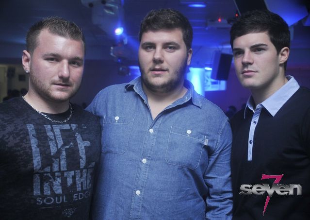 Cliquer pour voir l'image en taille réelle