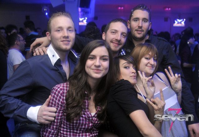 Cliquer pour voir l'image en taille réelle