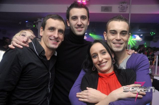 Cliquer pour voir l'image en taille réelle