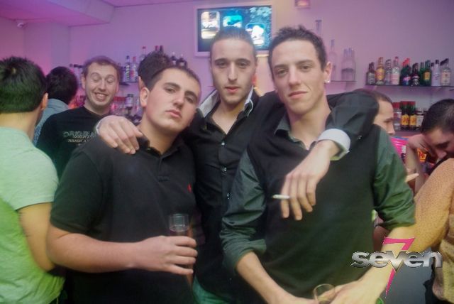 Cliquer pour voir l'image en taille réelle