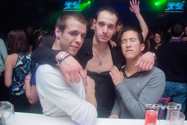 Cliquer pour voir l'image en taille réelle