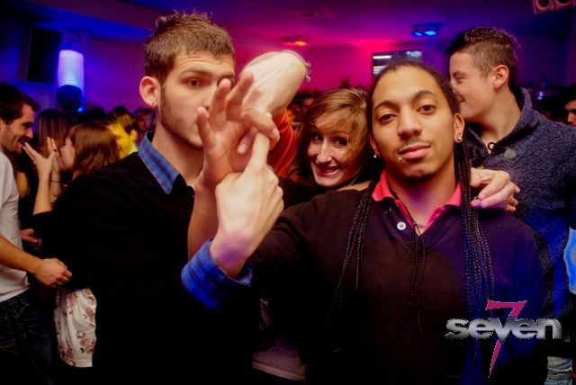 Cliquer pour voir l'image en taille réelle