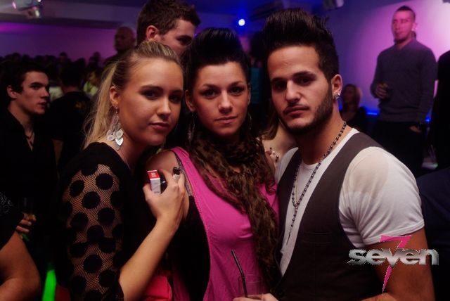 Cliquer pour voir l'image en taille réelle