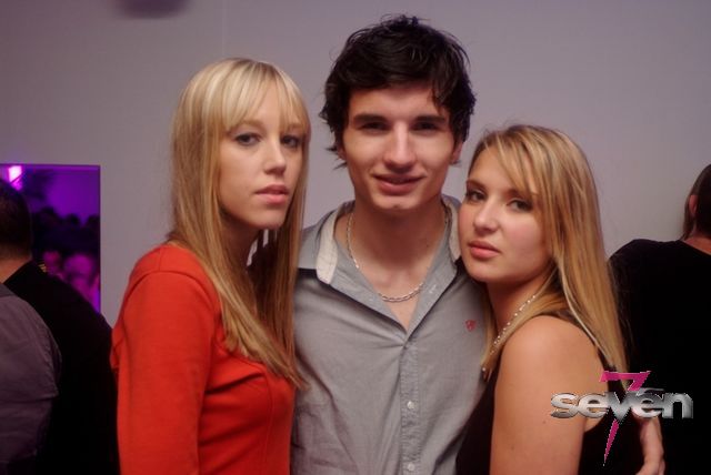 Cliquer pour voir l'image en taille réelle