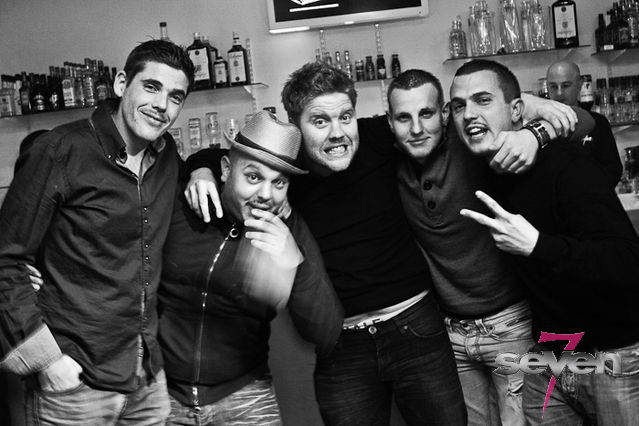 Cliquer pour voir l'image en taille réelle