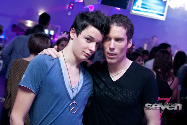 Cliquer pour voir l'image en taille réelle