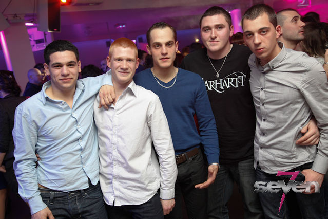 Cliquer pour voir l'image en taille réelle