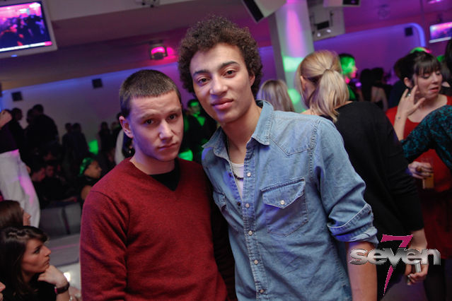 Cliquer pour voir l'image en taille réelle