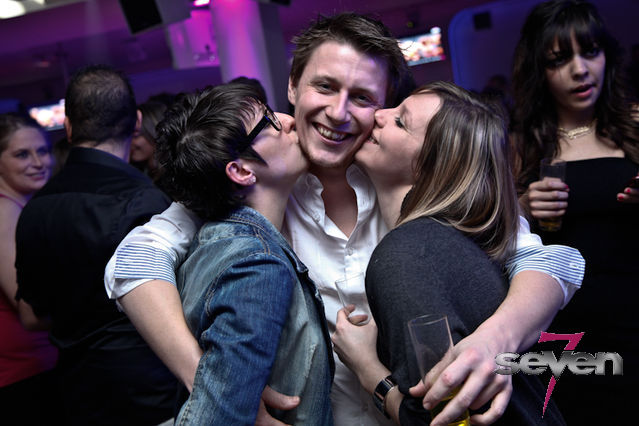 Cliquer pour voir l'image en taille réelle