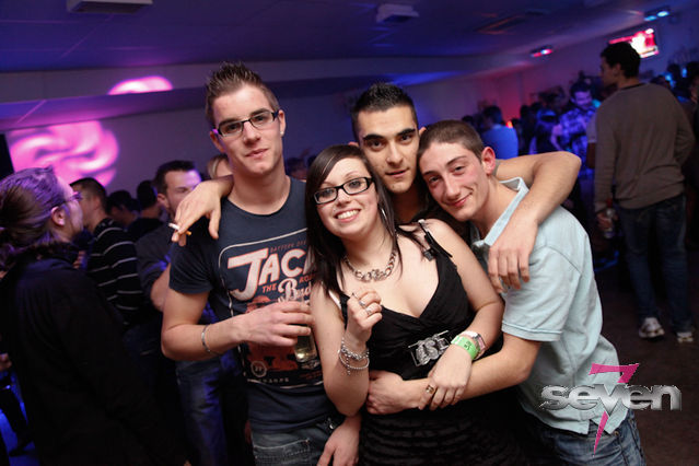 Cliquer pour voir l'image en taille réelle