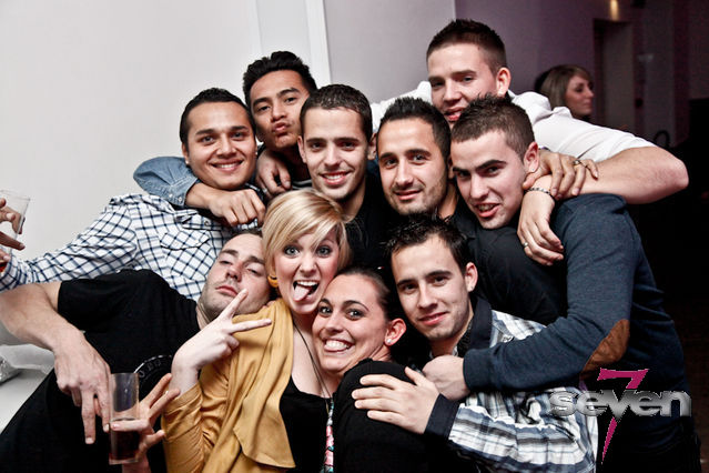 Cliquer pour voir l'image en taille réelle