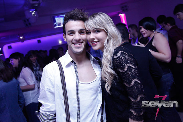 Cliquer pour voir l'image en taille réelle