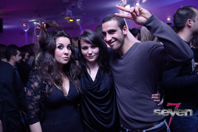 Cliquer pour voir l'image en taille réelle