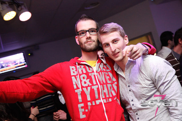 Cliquer pour voir l'image en taille réelle