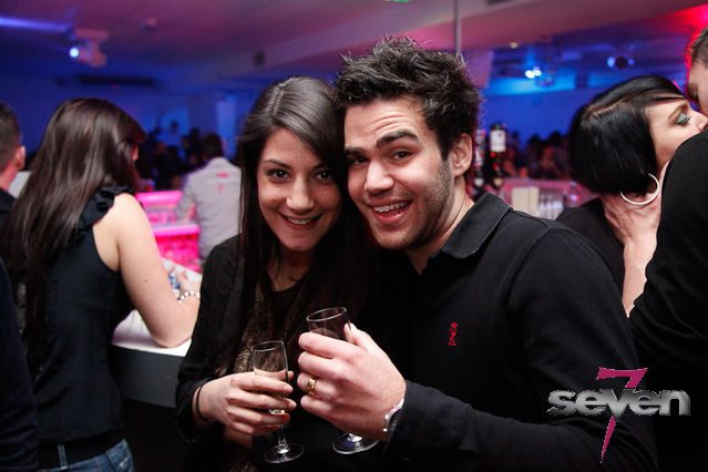 Cliquer pour voir l'image en taille réelle