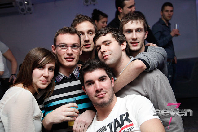 Cliquer pour voir l'image en taille réelle