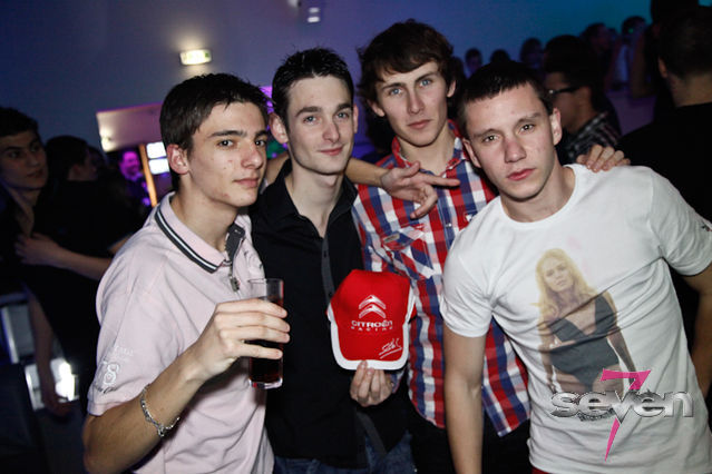 Cliquer pour voir l'image en taille réelle